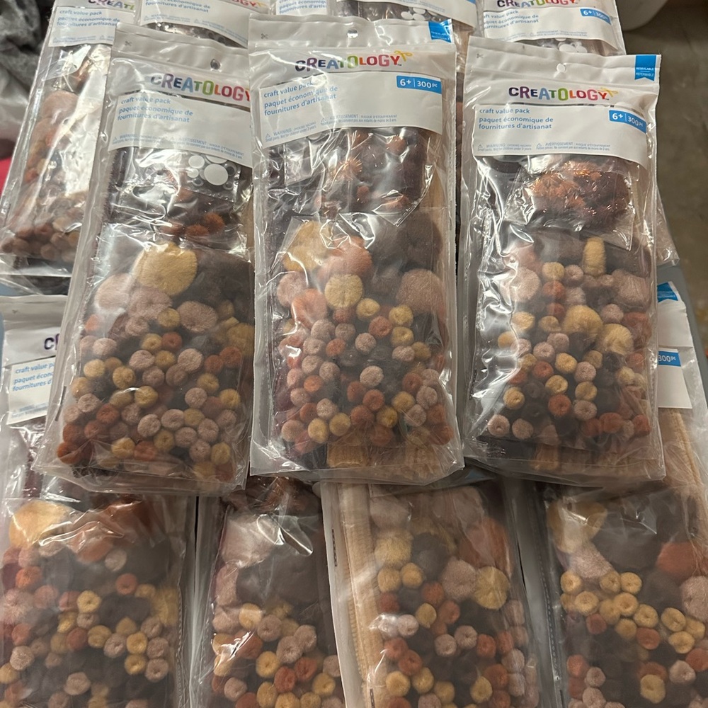 Creatology Assorted Craft Pom Poms